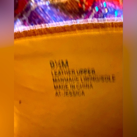 Arturo Chiang Leather Crossed Strap Sandals with Heels, Size 8 1/2 - Picture 5 of 5